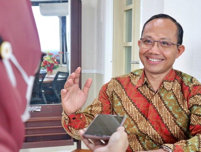 Prof Muhammad Ruslin